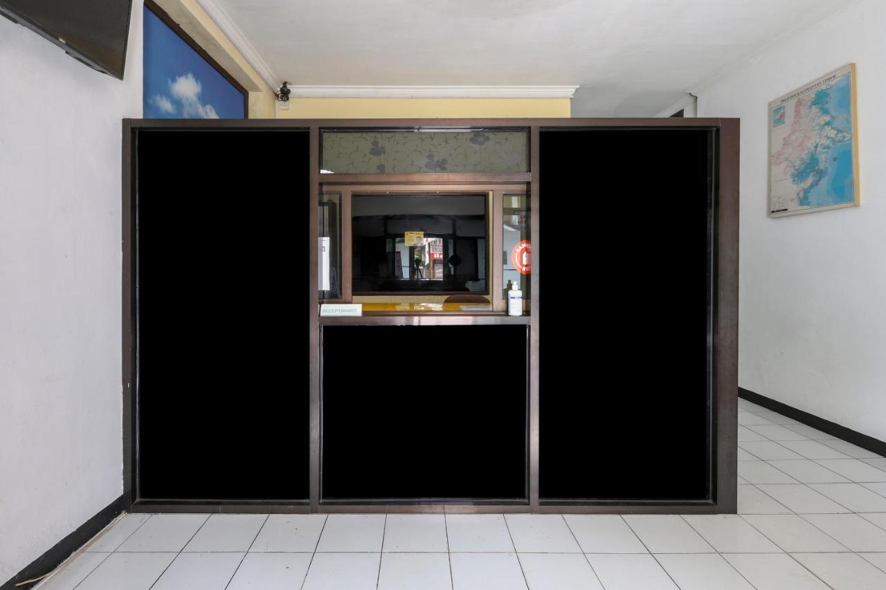 Отель Good Sleep Balikpapan Mitra Reddoorz Экстерьер фото