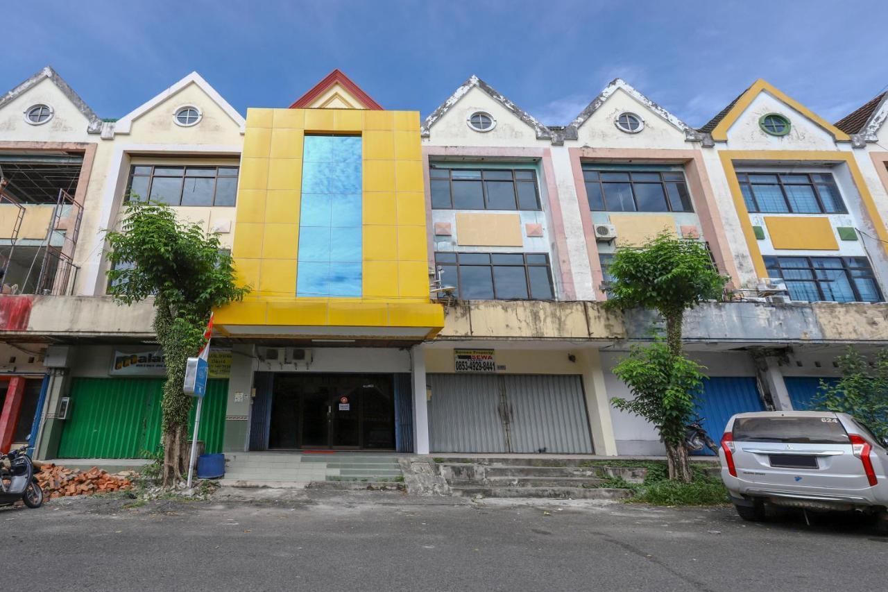 Отель Good Sleep Balikpapan Mitra Reddoorz Экстерьер фото