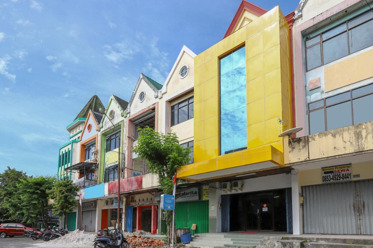 Отель Good Sleep Balikpapan Mitra Reddoorz Экстерьер фото