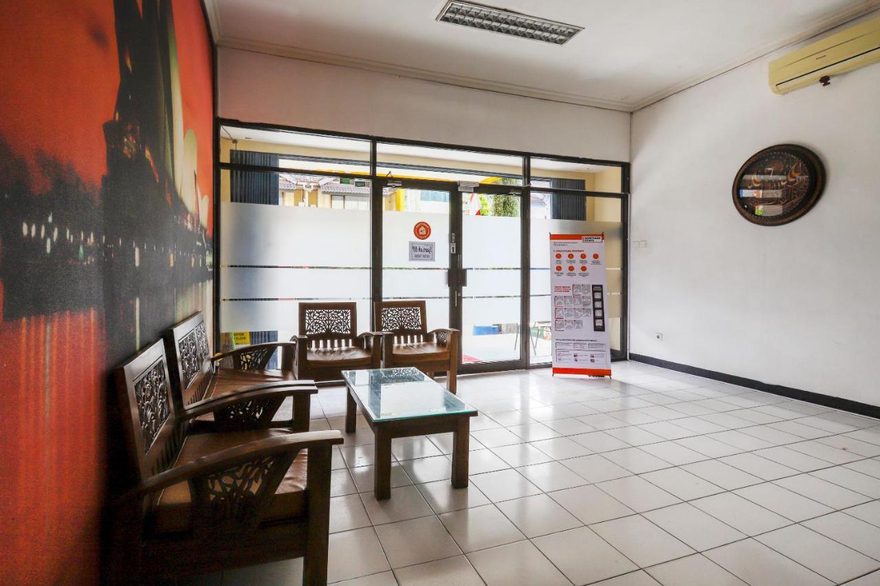 Отель Good Sleep Balikpapan Mitra Reddoorz Экстерьер фото
